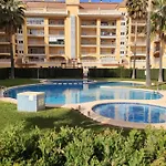 Con Piscina Y Vistas A La Montana Appartement
