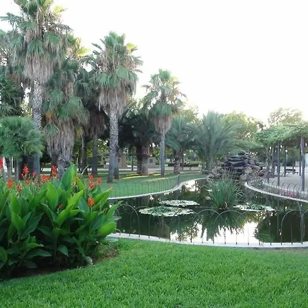 Con Piscina Y Vistas A La Montana * دينايا